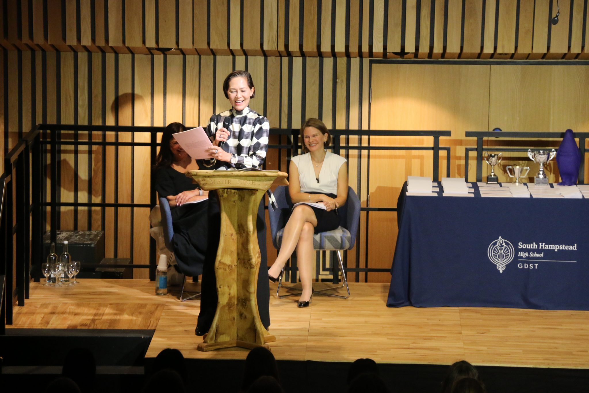 Prize Giving 2022 | Latest News | News | South Hampstead High School